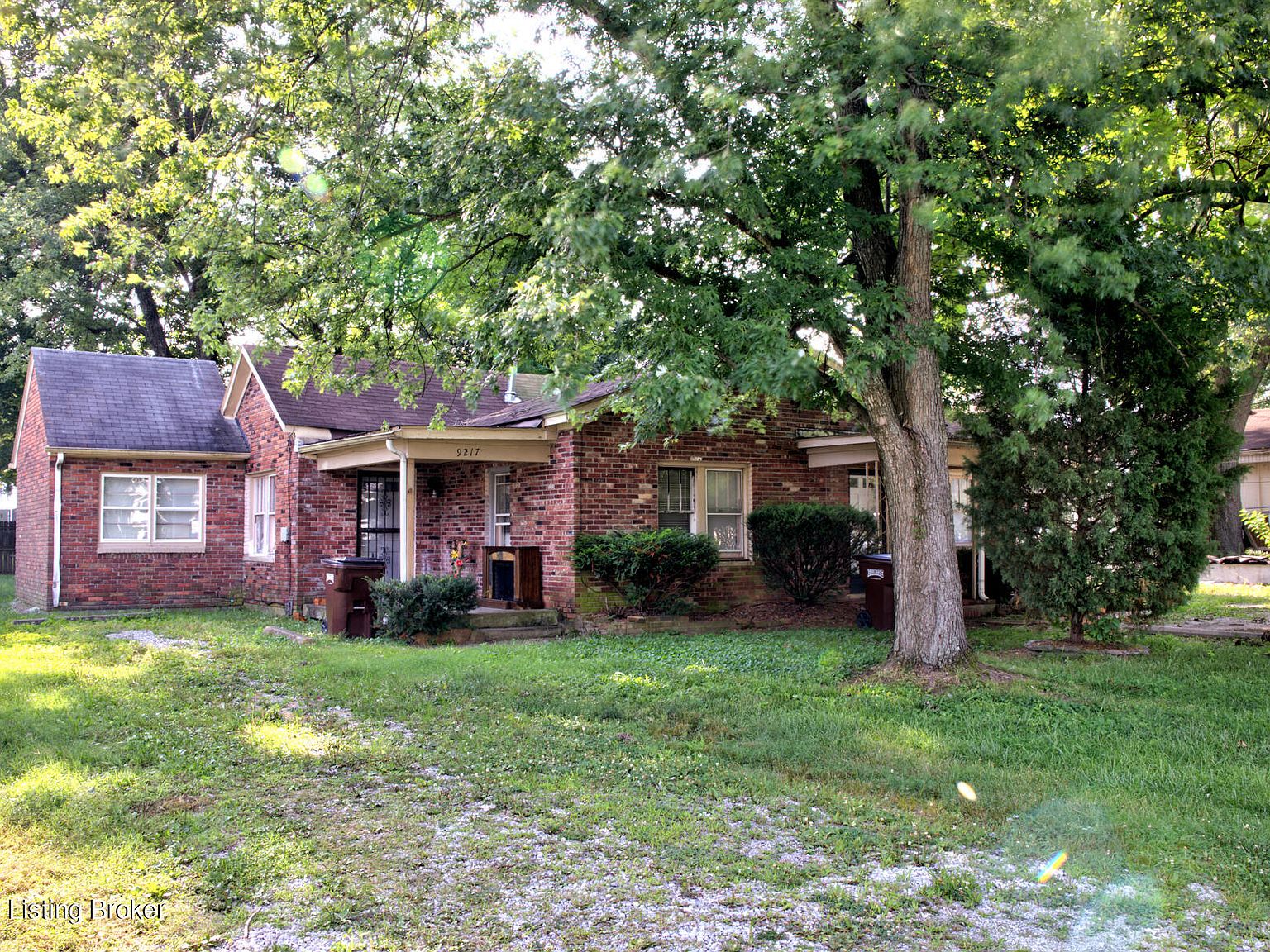 9217 Alexander Ave, Louisville, KY 40272 Zillow