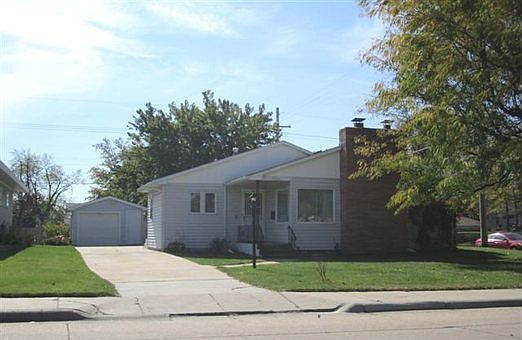 1st image of 2531 W John St