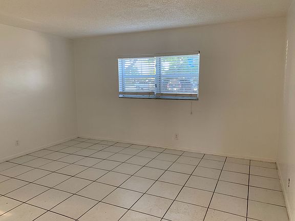 5th image of 6050 NW 8th St #5