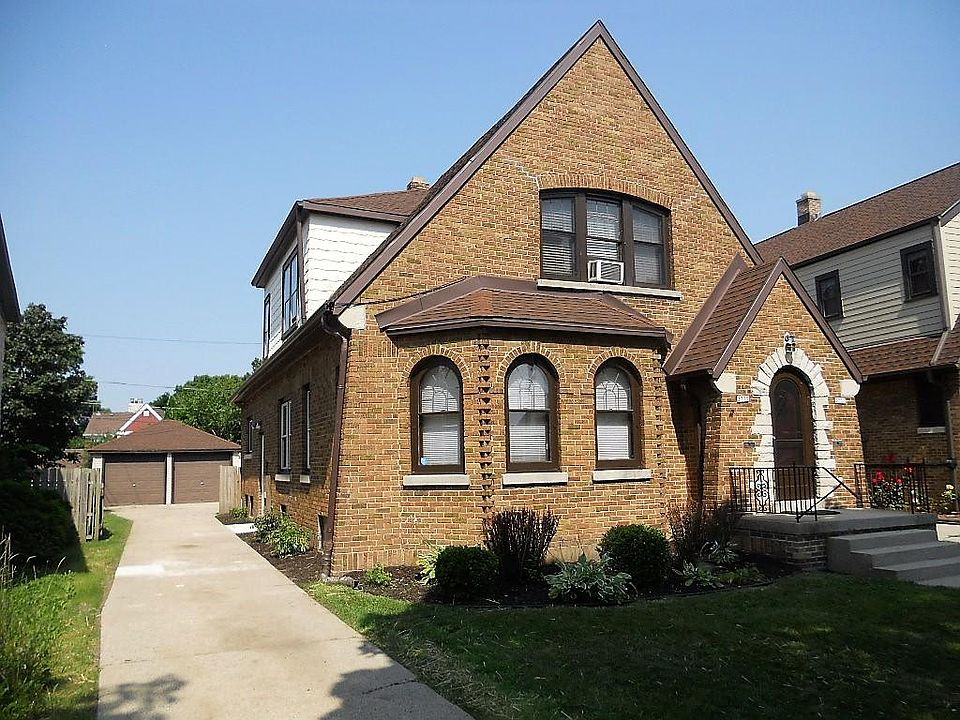 1st image of 2735 N Carlton Pl #2737