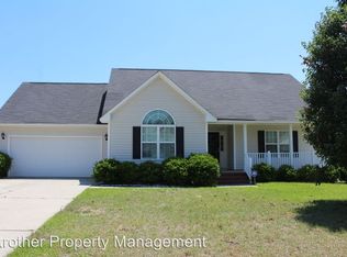 4415 Rose Meadow Dr, Hope Mills, NC 28348