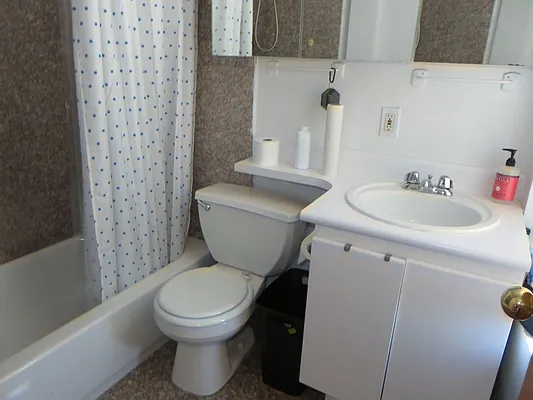 Rented by Majesty Management | media 20