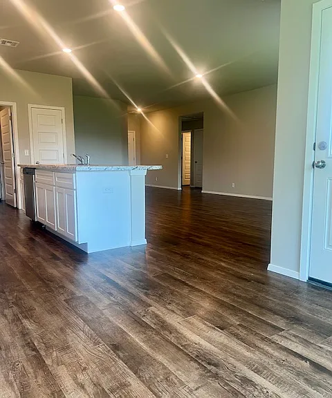 1205 W Tucson Rd — Photo 10