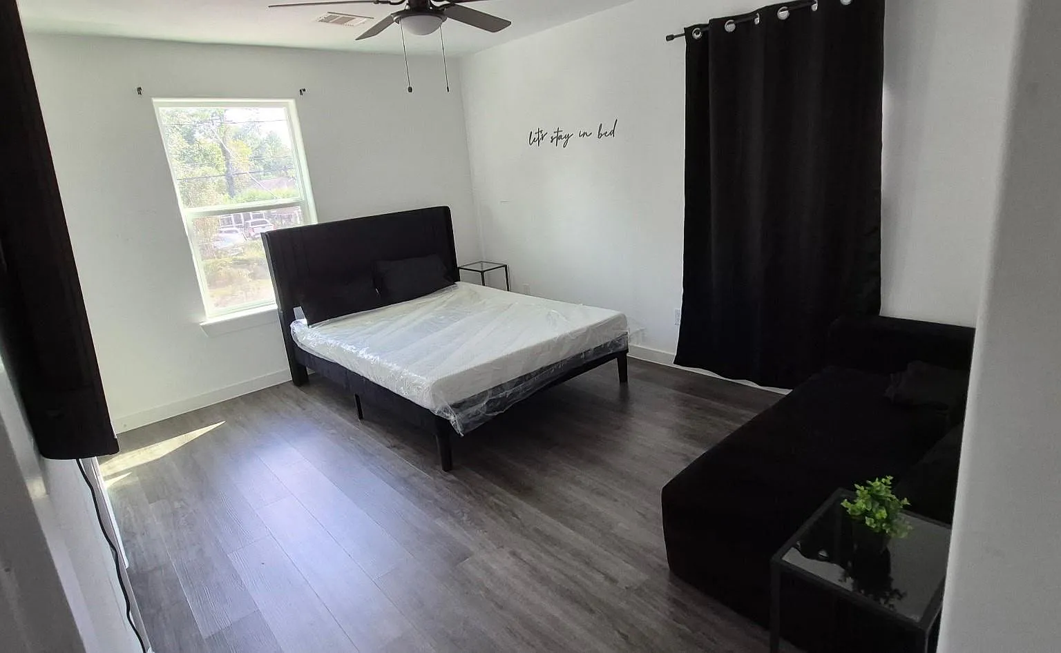3 bed, 2.5 bath, 1180 sqft, $1,800 — Photo 3