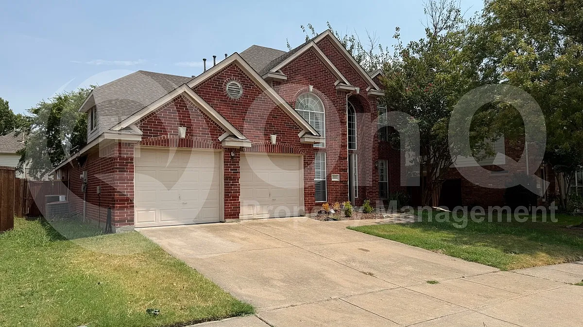 4 bed, 3.0 bath, 2882 sqft, $3,300 — Photo 3