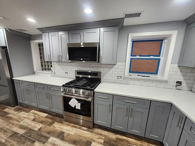 5655 S Kostner Ave — Photo 4
