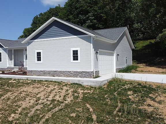 2nd image of 95 Milford Ln