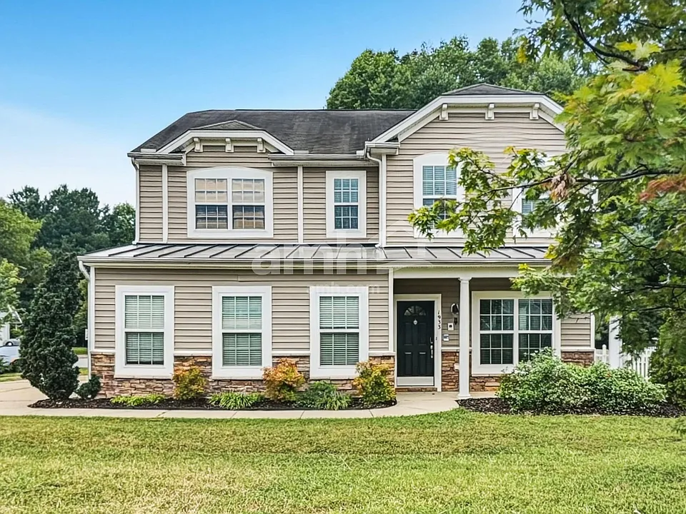 1933 Sterling Hill Dr
