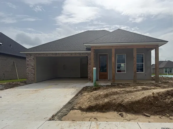 37350 Hereford St, Prairieville, LA 70769