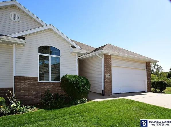 5903 N 92nd St, Omaha, NE 68134