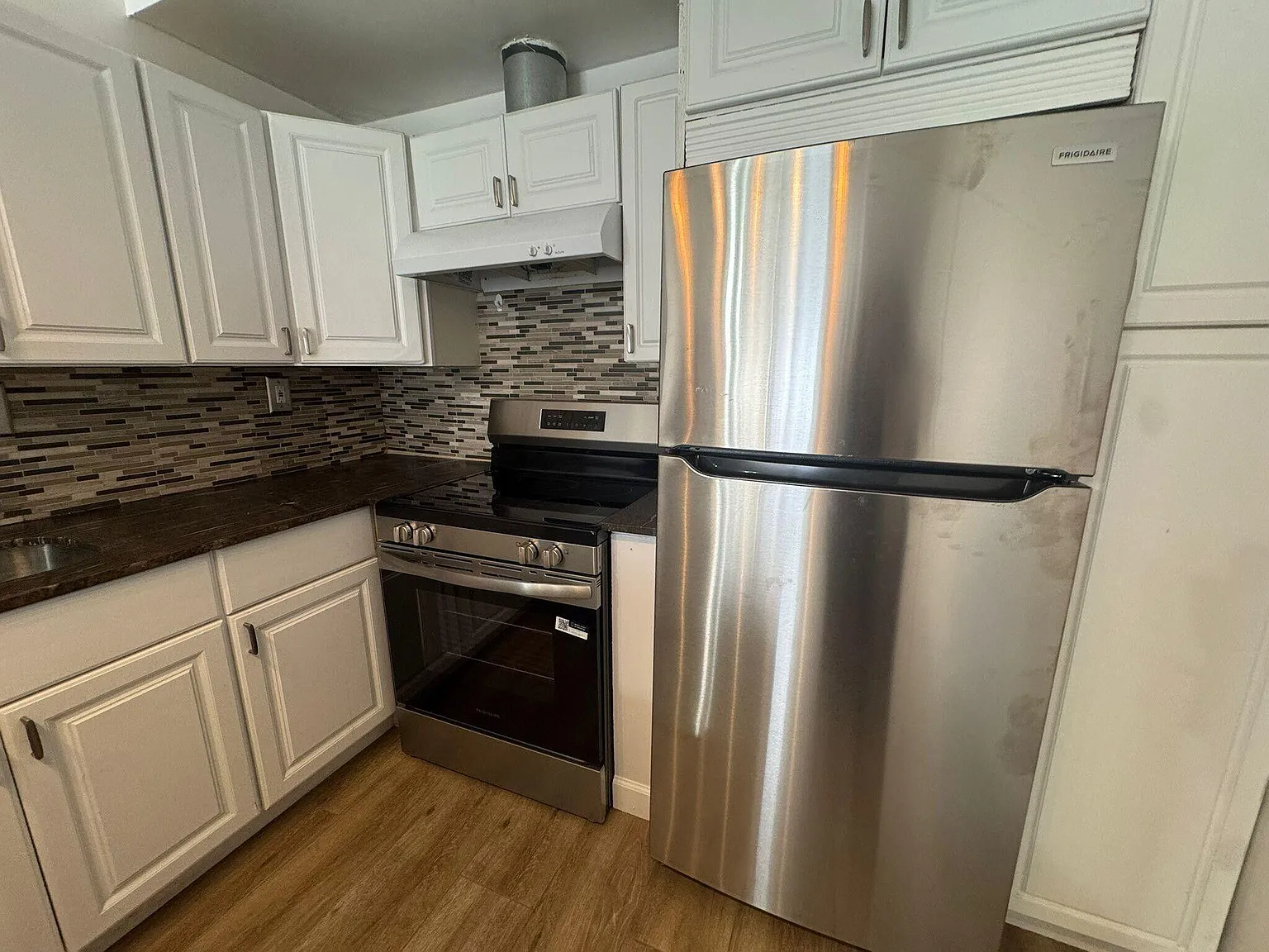 Studio, 1.0 bath, 500 sqft, $1,575 — Photo 3