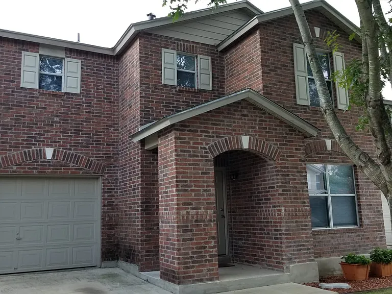 8010 Braes Run — Photo 1