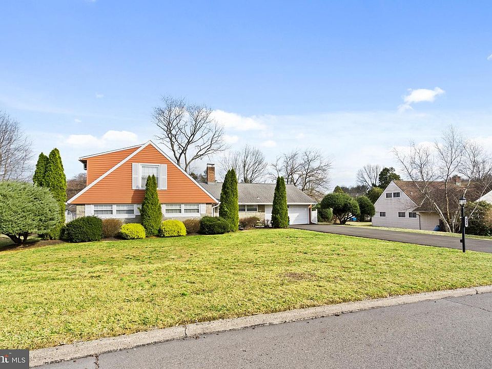 1st image of 232 Forsythia Dr S #S