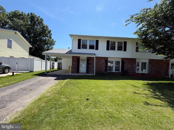 1335 Hallock Dr, Odenton, MD 21113