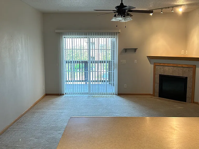 560 Kansas Ave #7 — Photo 30