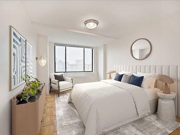 3rd image of 14340 Roosevelt Ave APT 3B