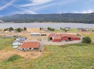324 N Welcome Slough Rd, Cathlamet, WA 98612