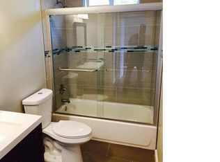 7700 Ney Ave APT D, Oakland, CA