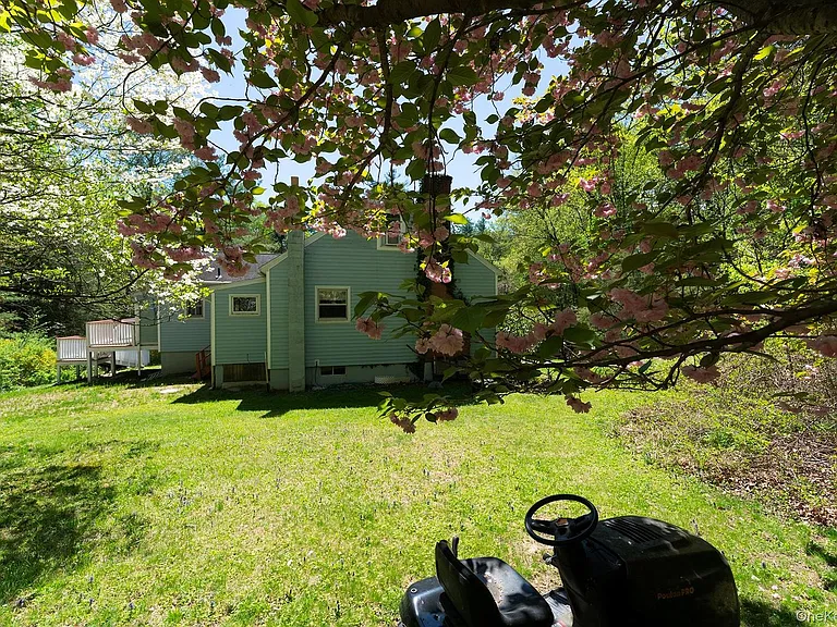 21 Van Dam Rd — Photo 29