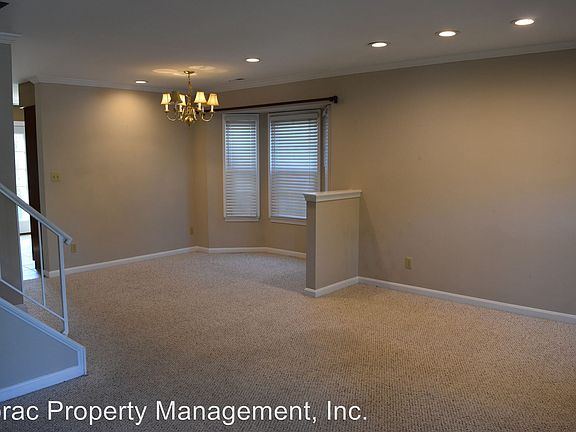 3rd image of 5174 Dominion Dr