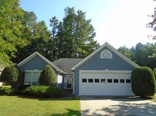 140 Cannon Dr, Fayetteville, GA 30214