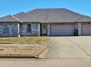 1102 S Tanner Dr, Springfield, MO 65802