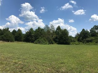 2609 Neelie Rd, Yadkinville, NC 27055