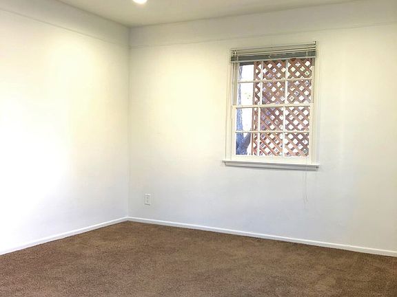 2nd image of 11923-27 W Venice Blvd #23-06