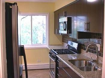 3rd image of 1441 W Farwell Ave APT 4D