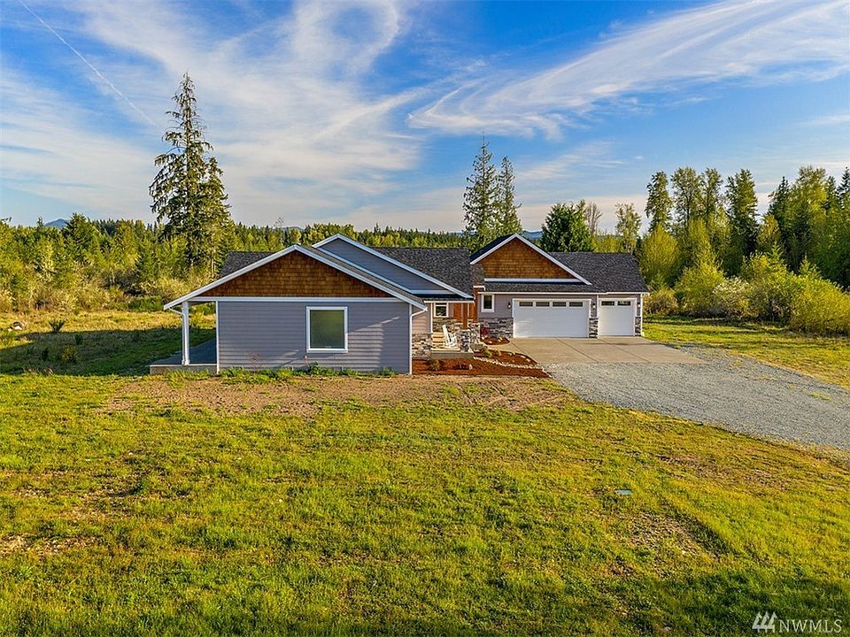 1st image of 4704 372nd St E