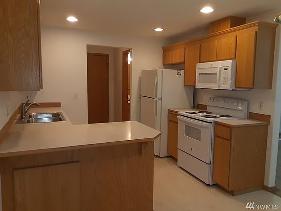 5th image of 1505 102nd St E