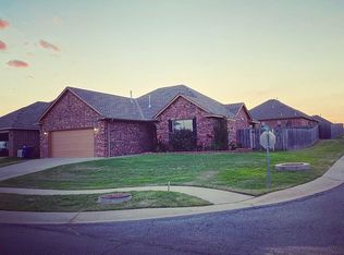 20719 Frontier Pl, Harrah, OK 73045