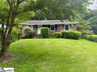 809 W Hampton St, Laurens, SC 29360