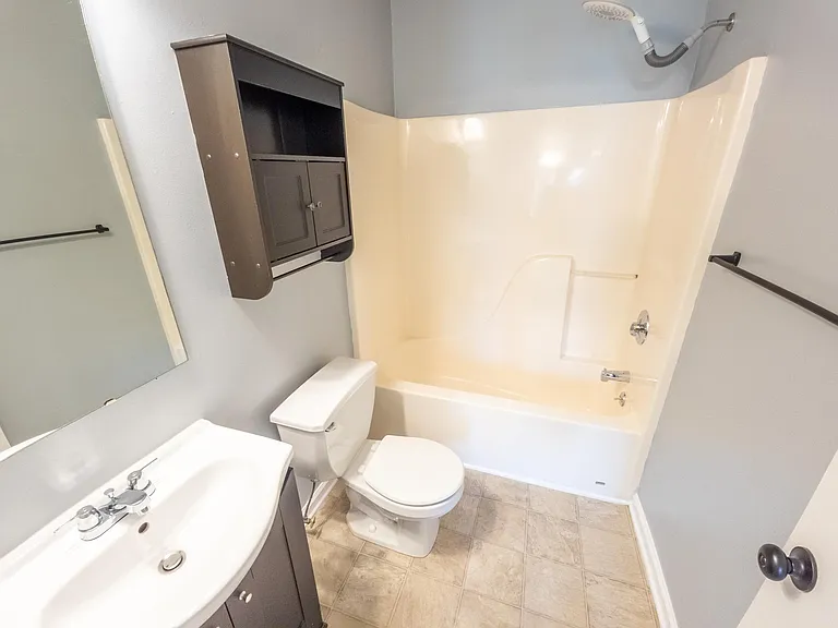 2935 Chillingworth Dr — Photo 22
