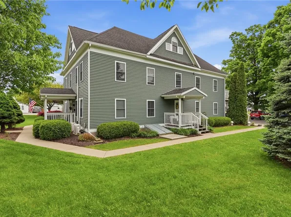 11 Talcott St, Owego, NY 13827