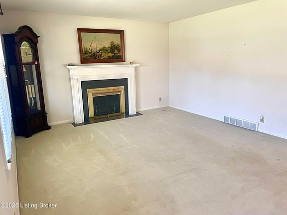 3rd image of 9605 Lyric Ln