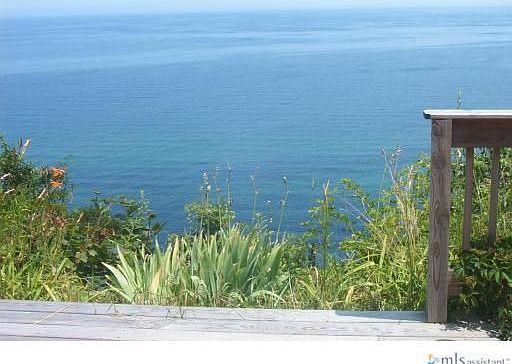 1st image of 21 Seaview Dr