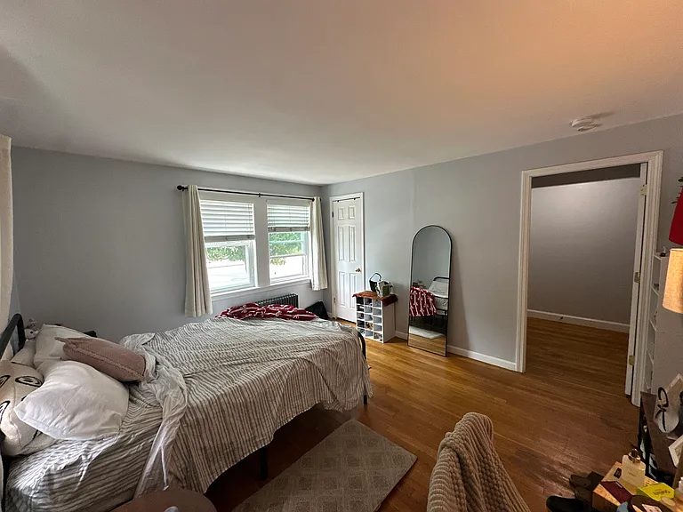 491 Lynn St #1 — Photo 3