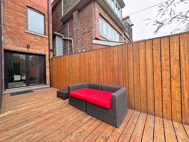 67 Gormley Ave — Photo 33