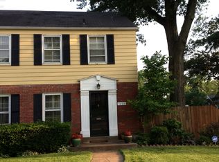 7498 Drexel Dr, Saint Louis, MO 63130