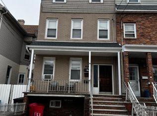 17 E 51st St #1, Bayonne, NJ 07002