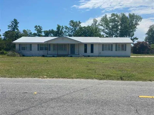 2266 Mack Arthur Rd, Mullins, SC 29574