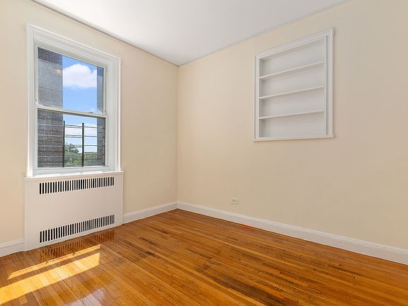 4th image of 3300 Netherland Ave APT 4C