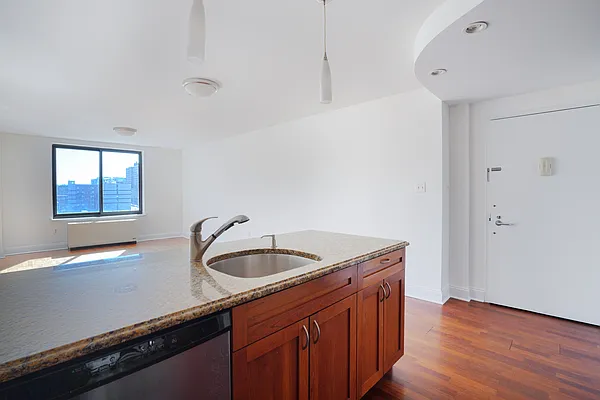 Rented by Highline Residential | media 15