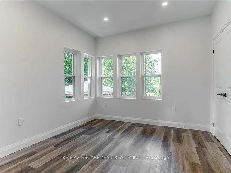 50 Burris St #1 — Photo 8