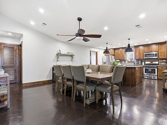 2nd image of 1748 Wilson Rd