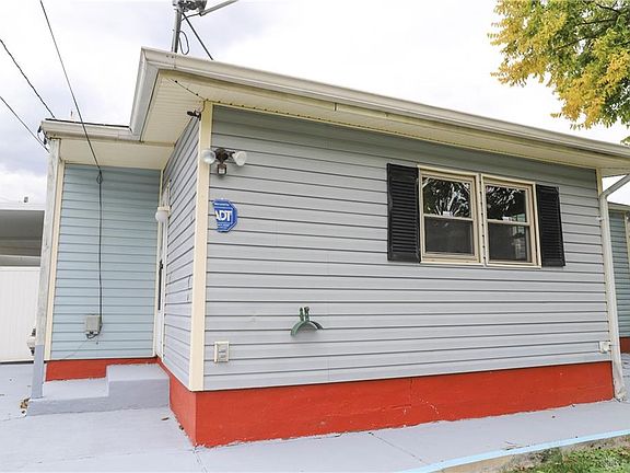 4th image of 243 N Westview Ave