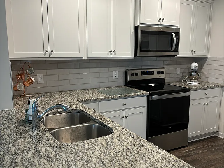 479 Poppleton Dr — Photo 8