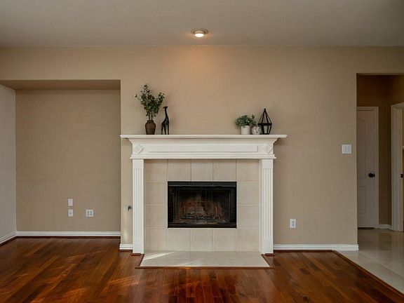 5th image of 4757 Lincolnshire Dr