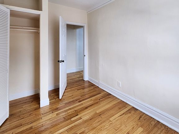 3rd image of 2244 N Monticello Ave APT 3W